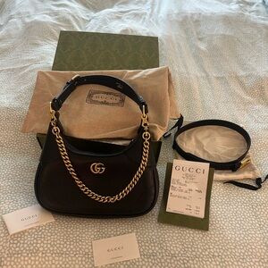 Gucci Black Leather Shoulder Bag